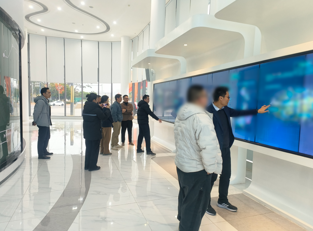 供應(yīng)體系完善，市場前景廣闊！上市公司控股品牌飲品擴(kuò)建投資選址項(xiàng)目方實(shí)地考察廣東某地方政府